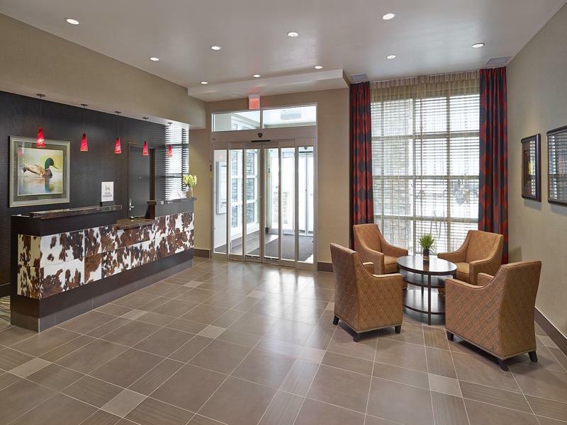 Homewood Suites Calgary Airport Bagian luar foto