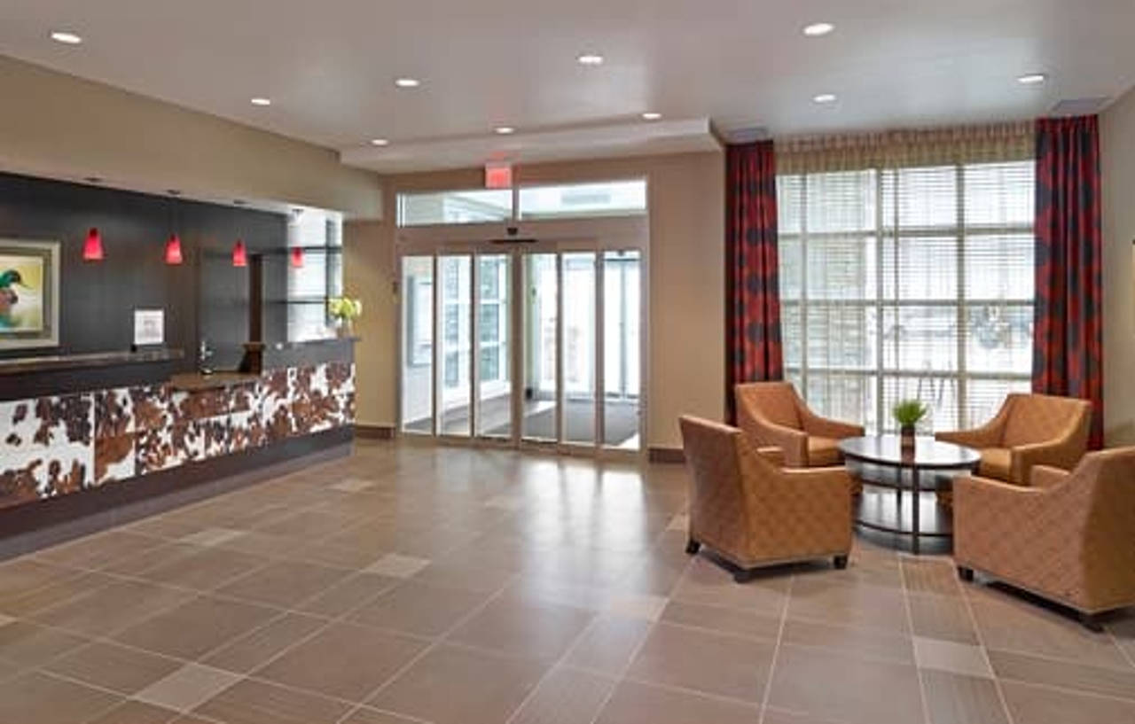 Homewood Suites Calgary Airport Bagian luar foto